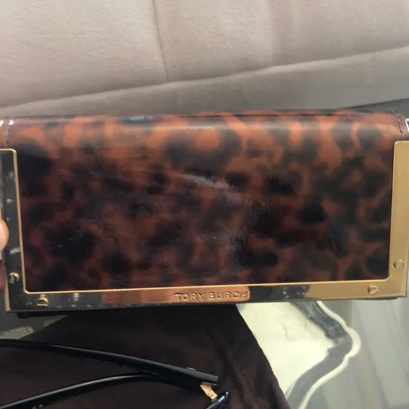 Tory Burch Reva cat eye sunglasses - Picture 3 of 8